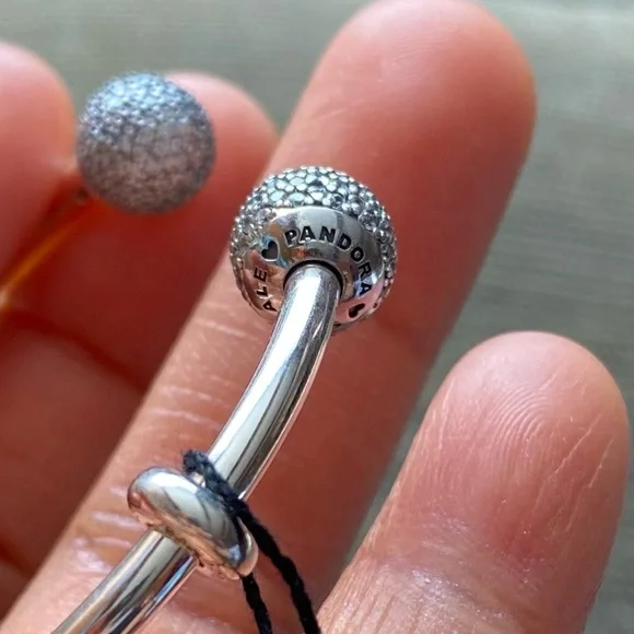 NWT Pandora Charm Carrier Moments SilverPave Bangle Bracelet w/ 2 Stoppers Sz 1
